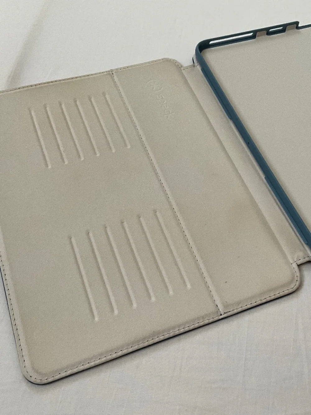 SPECK iPad Case Portfolio (11” iPad Pro 4th Gen) Blue